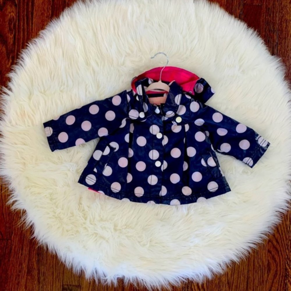 London fog: 12M raincoat